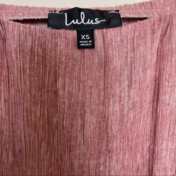 Lulu’s Leg Slits Red Hobo Crinkle Skirt Size XS - Picture 4 of 5